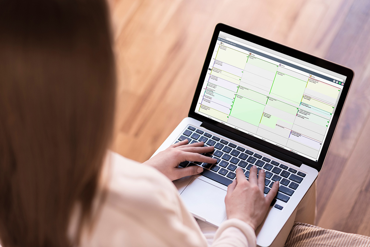 mockup_macbook_calendrier basse def mockup-macbook-calendrier